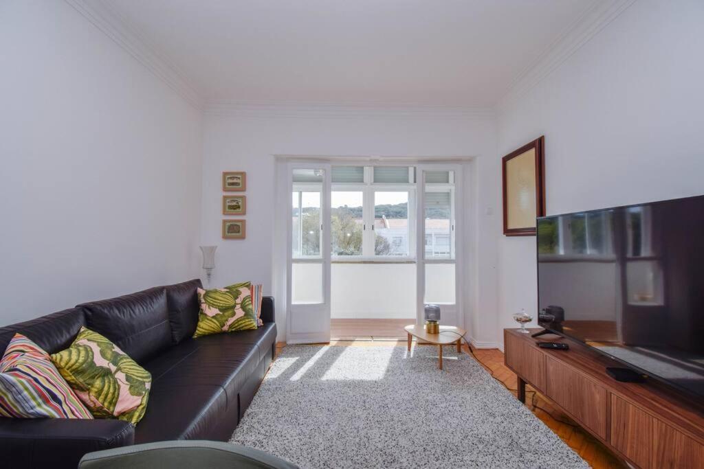 Cozy And Sunny Family Apartment リスボン エクステリア 写真