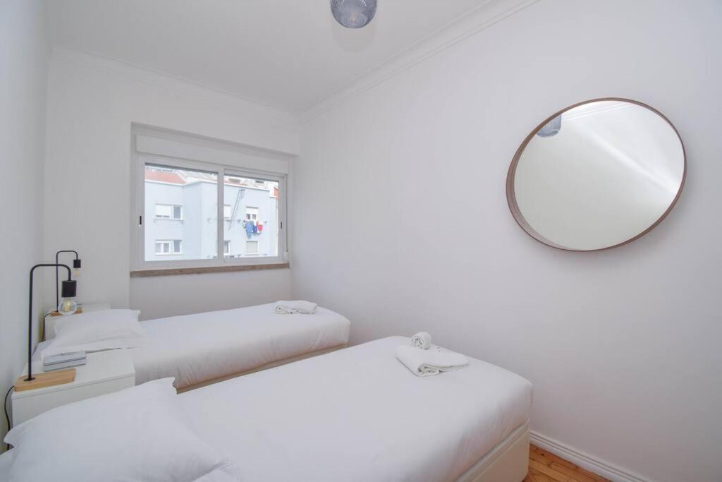 Cozy And Sunny Family Apartment リスボン エクステリア 写真